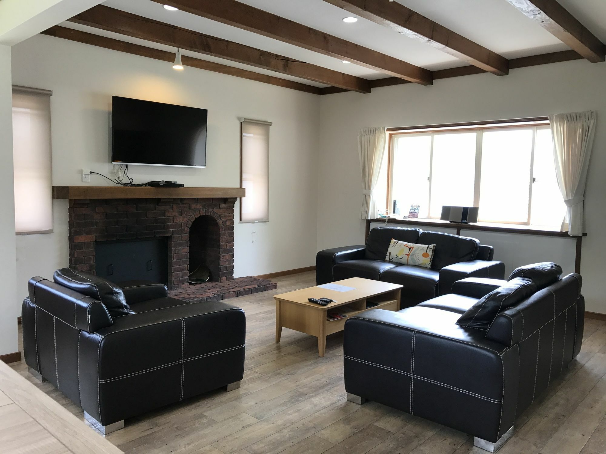 乐博卡格木屋 - 白马八方木屋 白马村 外观 照片
